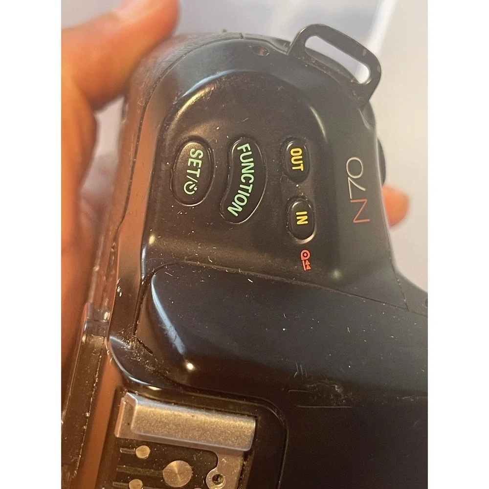 Nikon F70 SLR Film Camera Body Only ( Untested) (read)